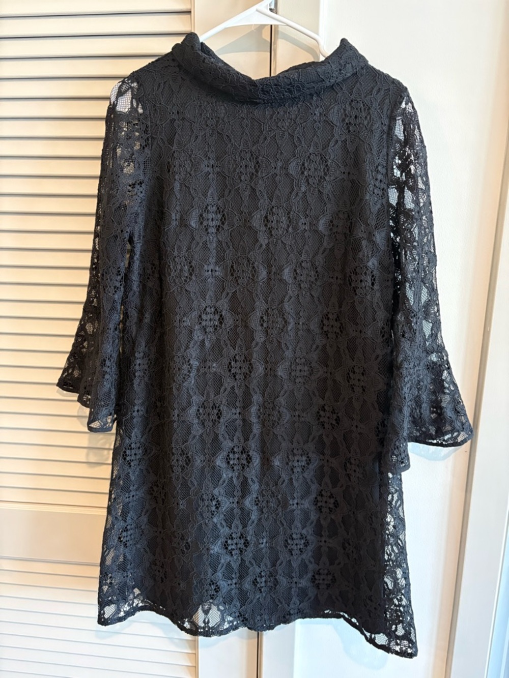 NY & Co. Eva Mendes Elegant Black Lace Shift Dress - Women's* Size Large